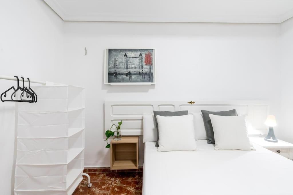 Santa Justa Urban Apartment Sevilla Exteriör bild